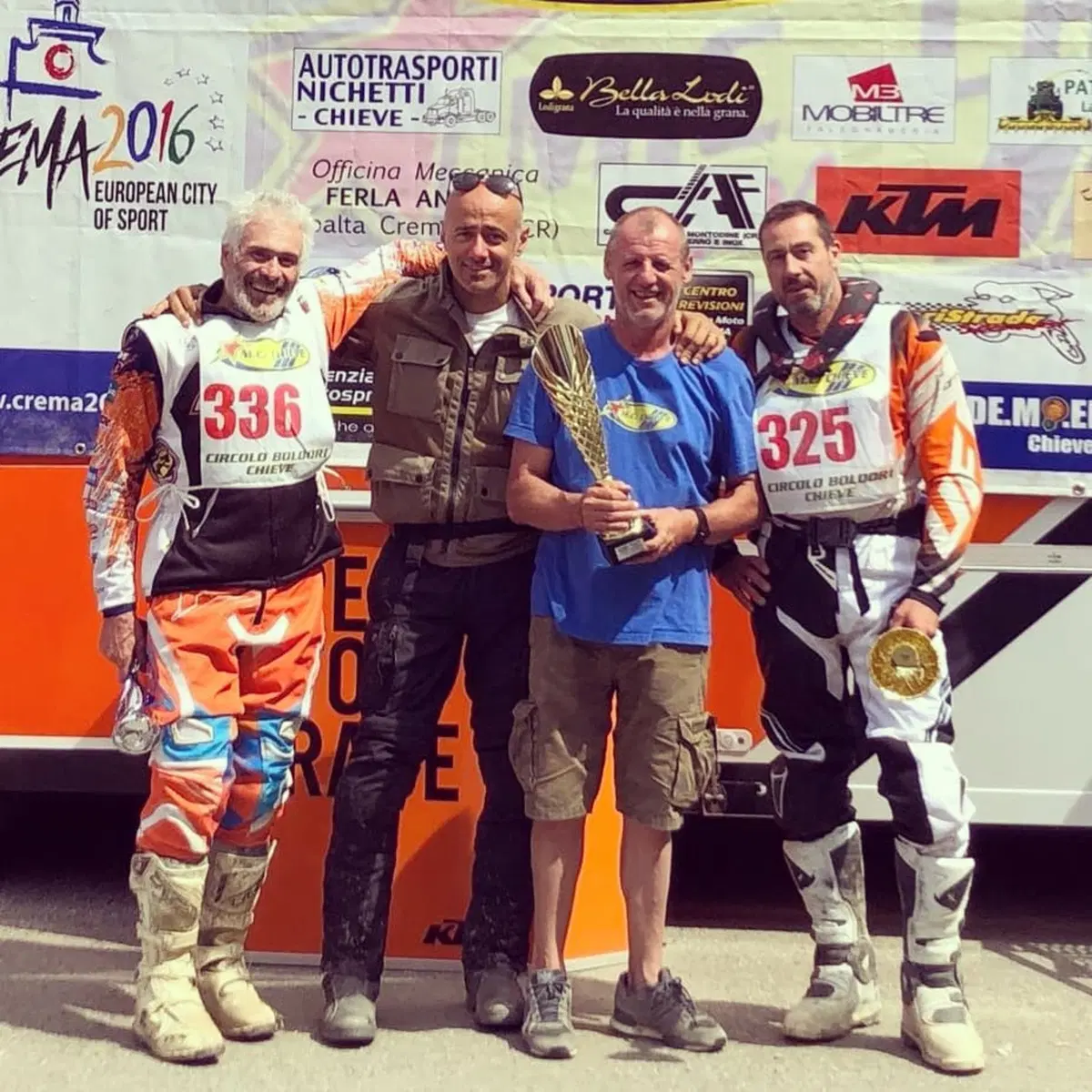 Grande sfida al Trofeo Italiano Scrambler in sella alla Caballero 125 con presidente della FMI! (10)