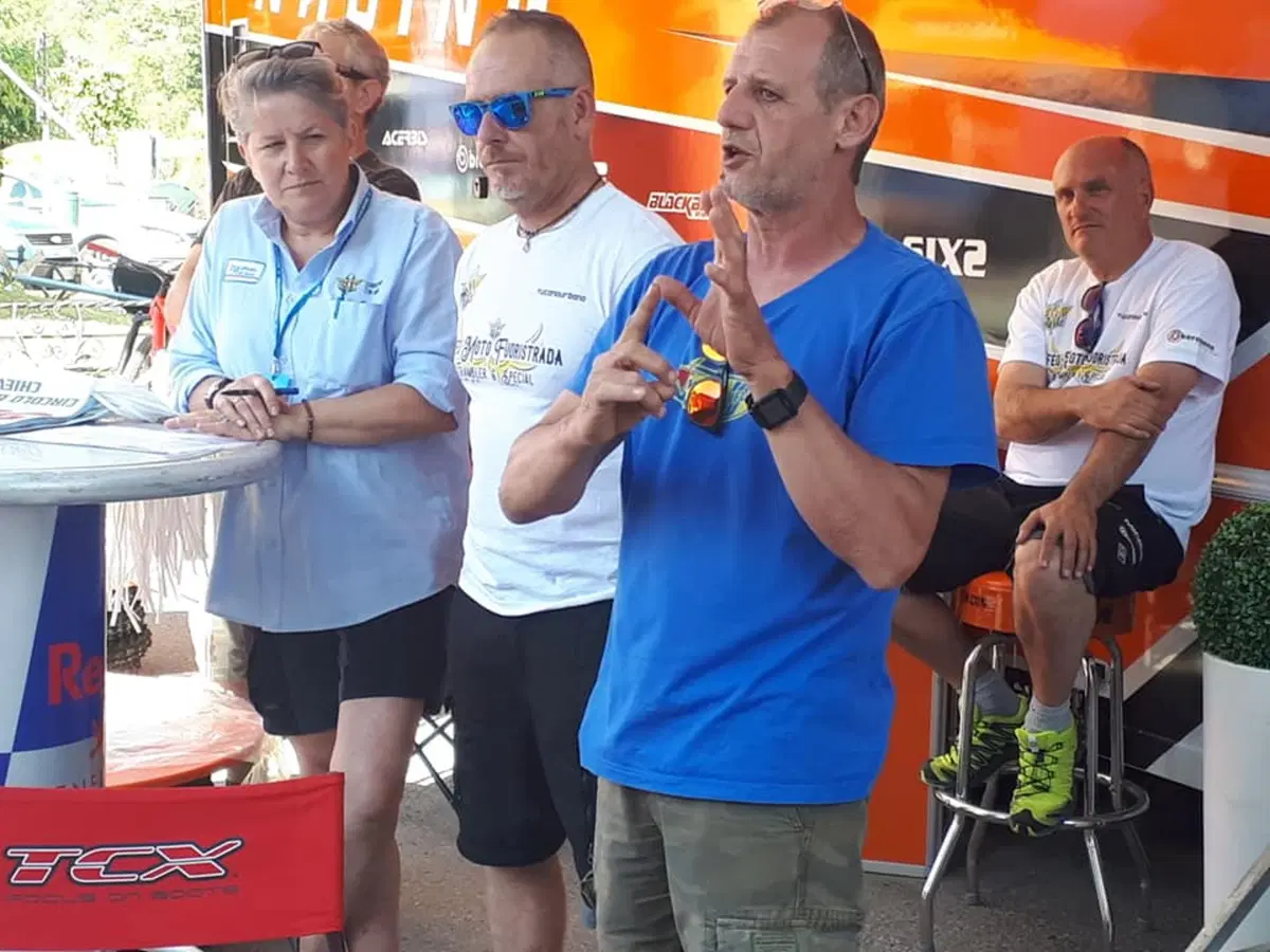 Grande sfida al Trofeo Italiano Scrambler in sella alla Caballero 125 con presidente della FMI! (17)