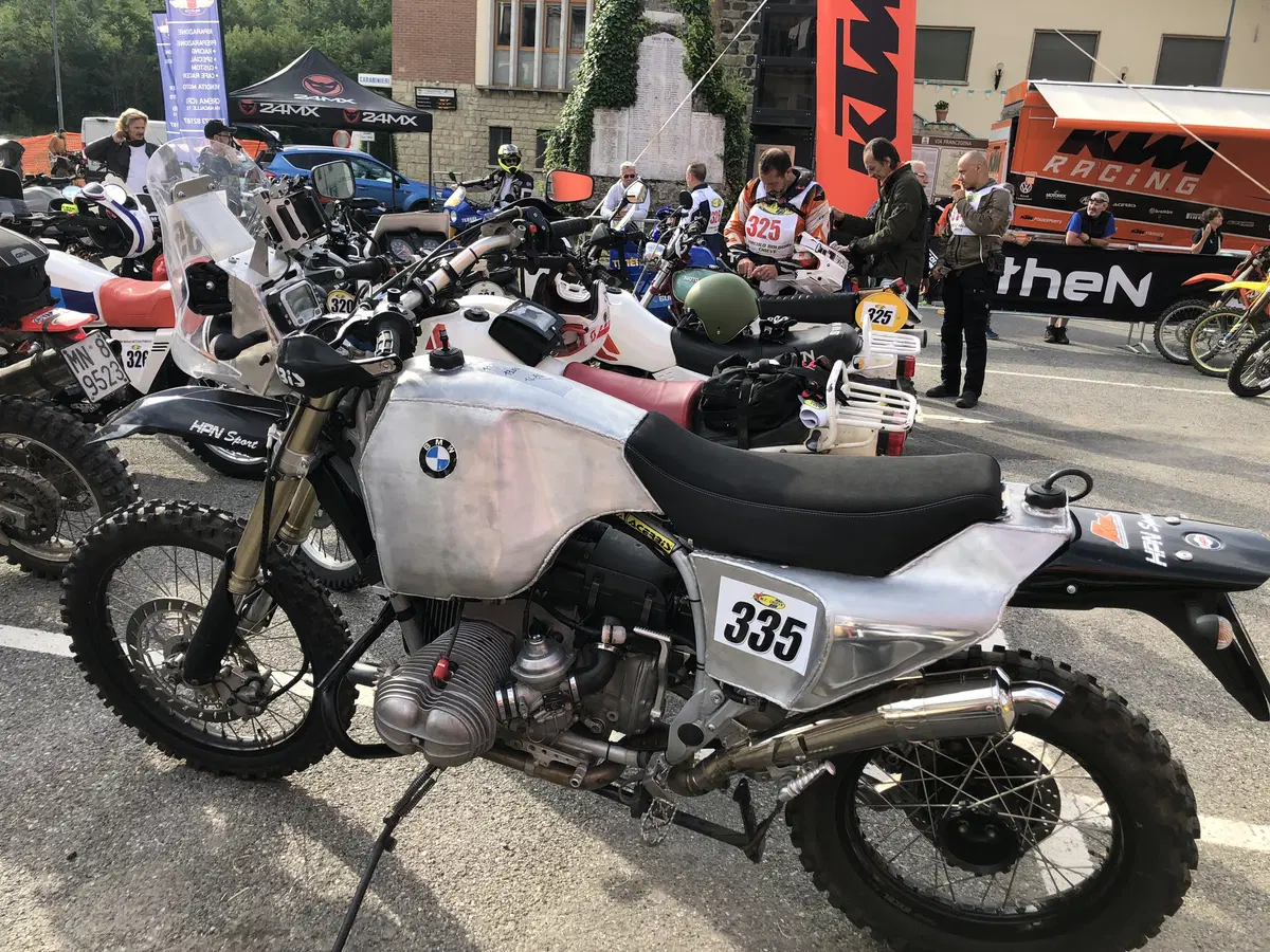 Grande sfida al Trofeo Italiano Scrambler in sella alla Caballero 125 con presidente della FMI! (36)
