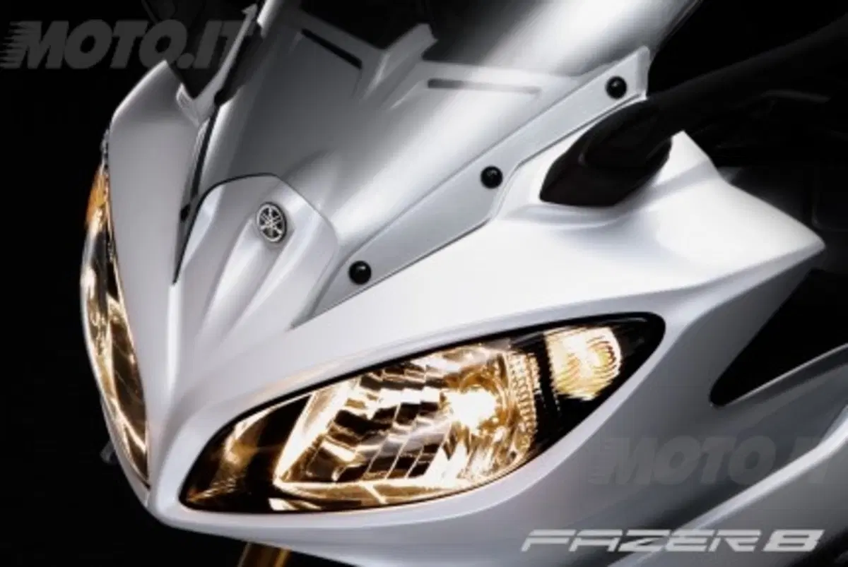 Yamaha FZ8. Le immagini ufficiali (2)