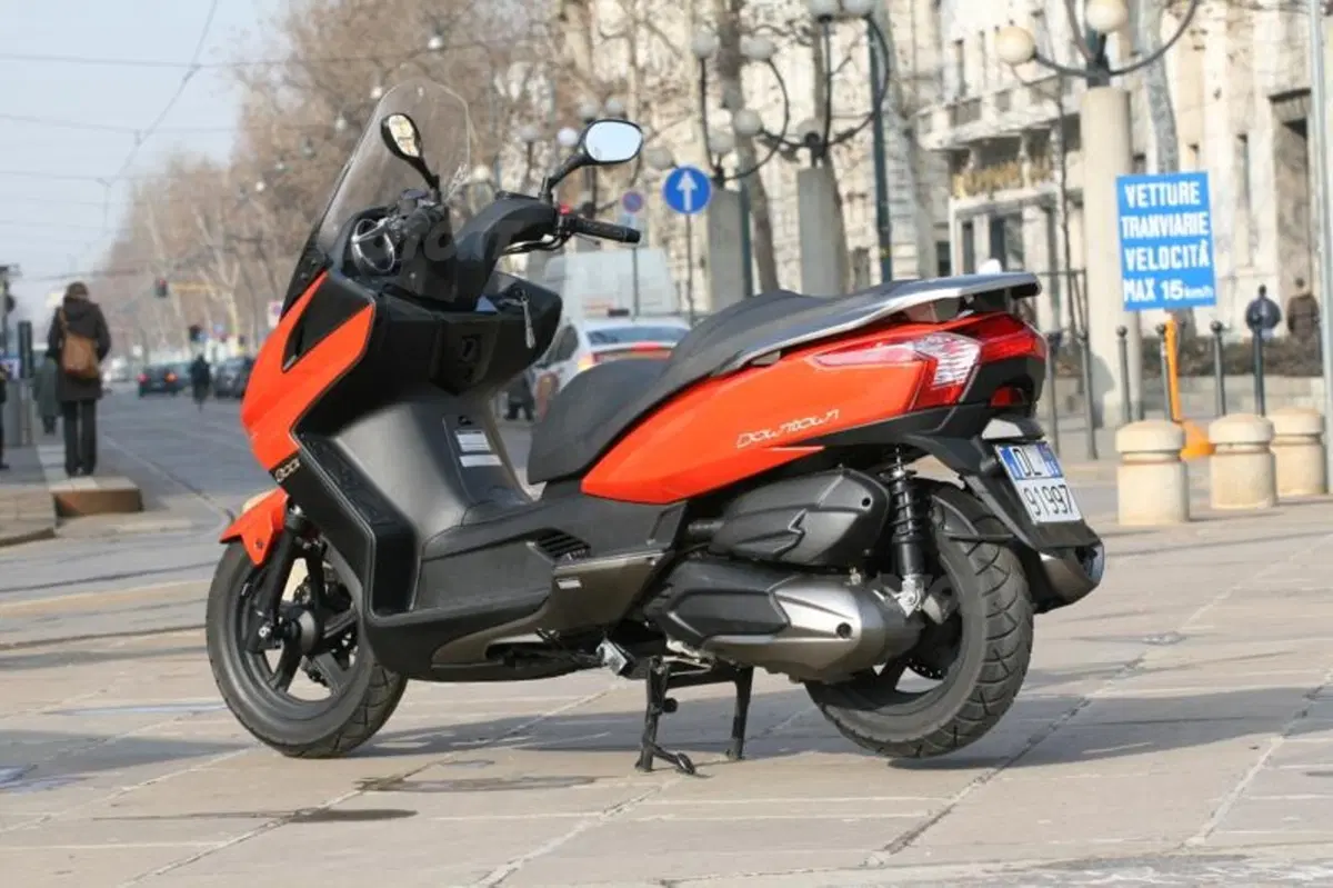 Kymco Downtown 300i e Xciting R 300i  (18)