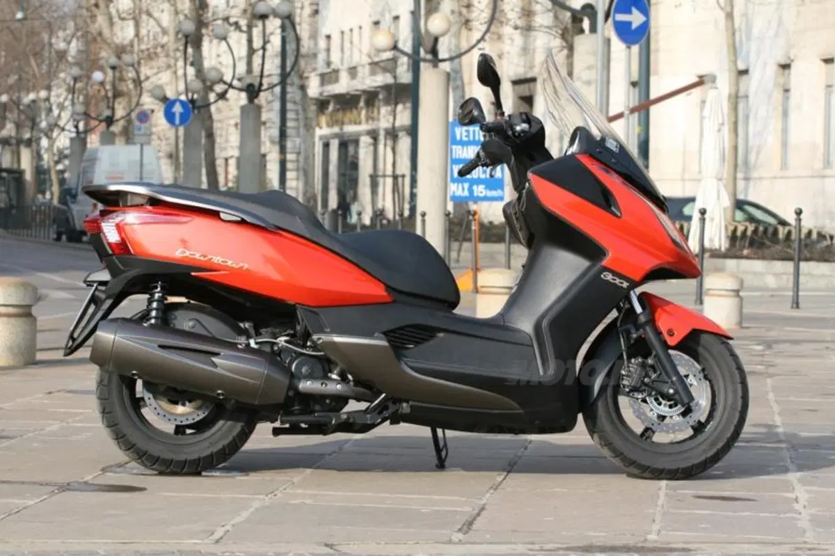 Kymco Downtown 300i e Xciting R 300i  (22)