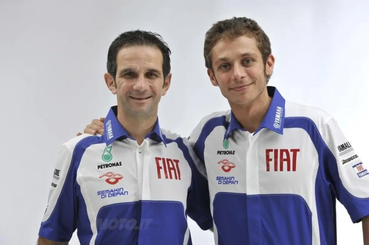 Presentata la Yamaha YZR M1 di Rossi e Lorenzo (2)