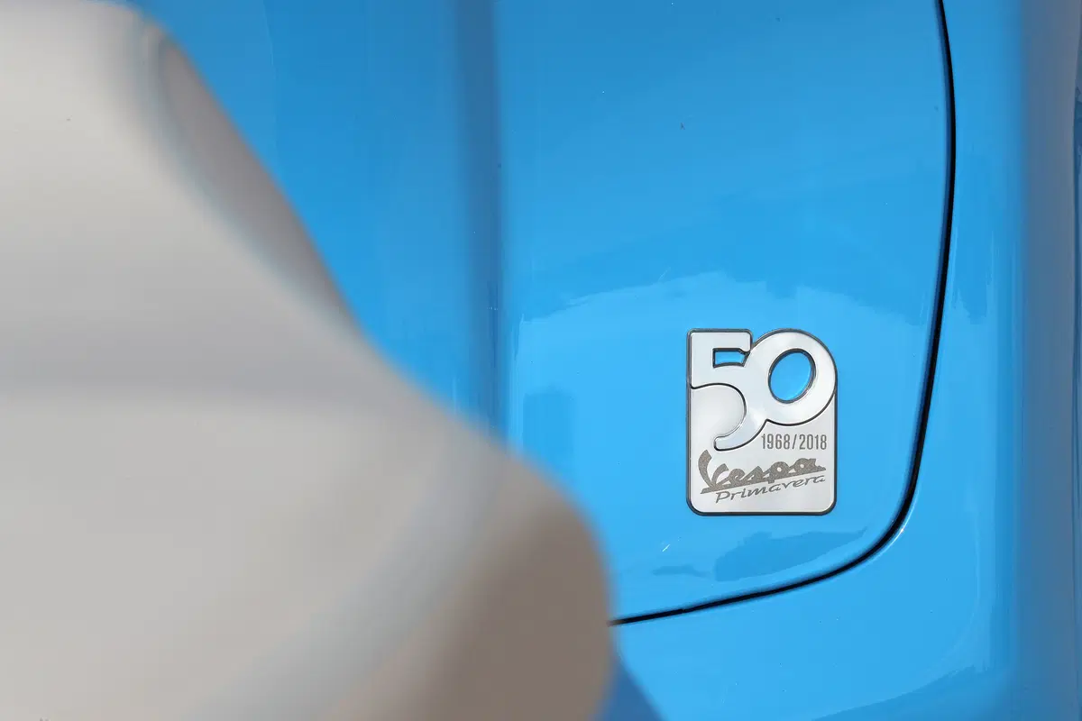 Vespa Primavera 125 Primavera 125 3V ie ABS 50° Anniversario (2018 - 19) (11)