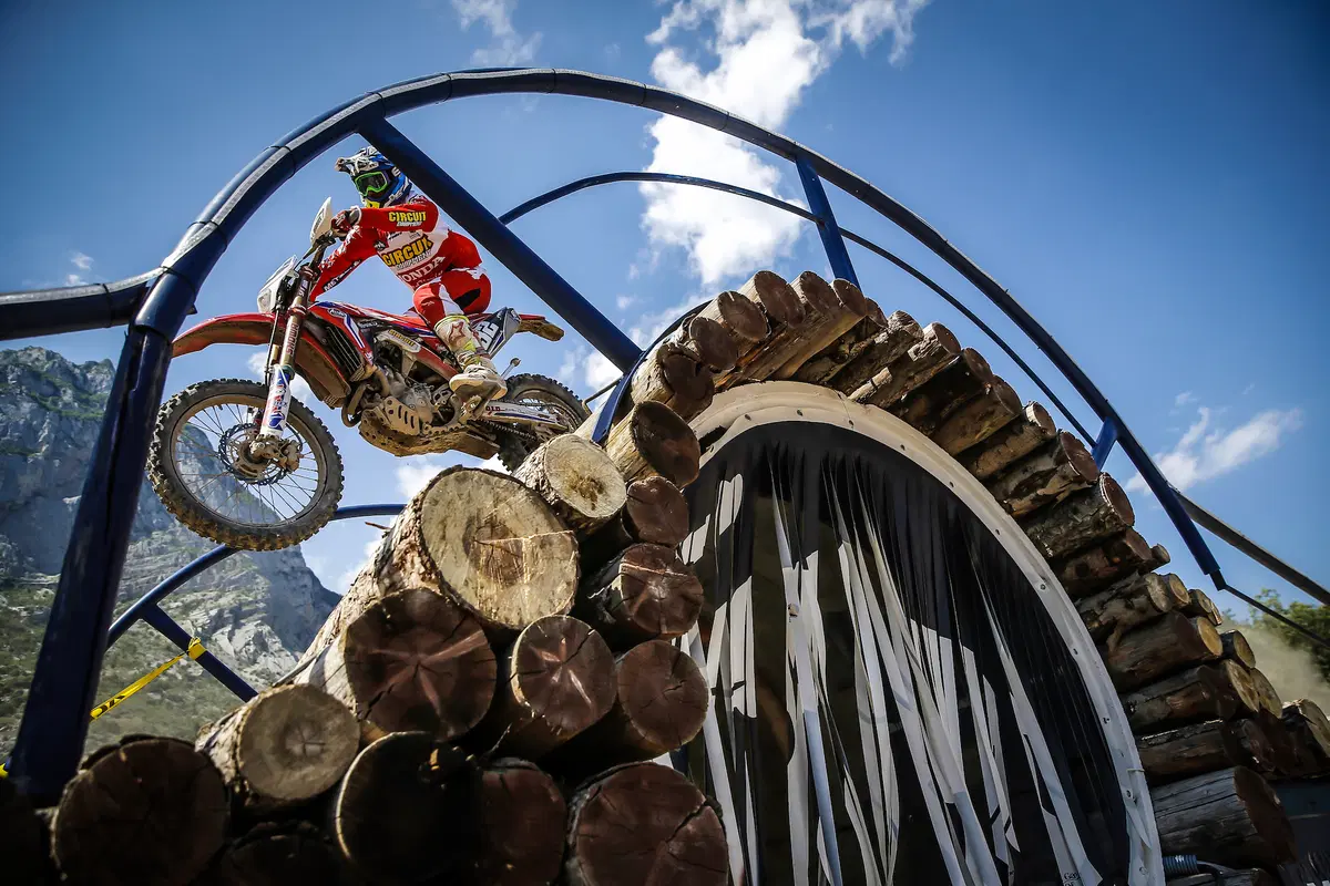 Mondiale EnduroGP-18. Oltre il Muro solo Alex Salvini (Husqvarna)! (14)