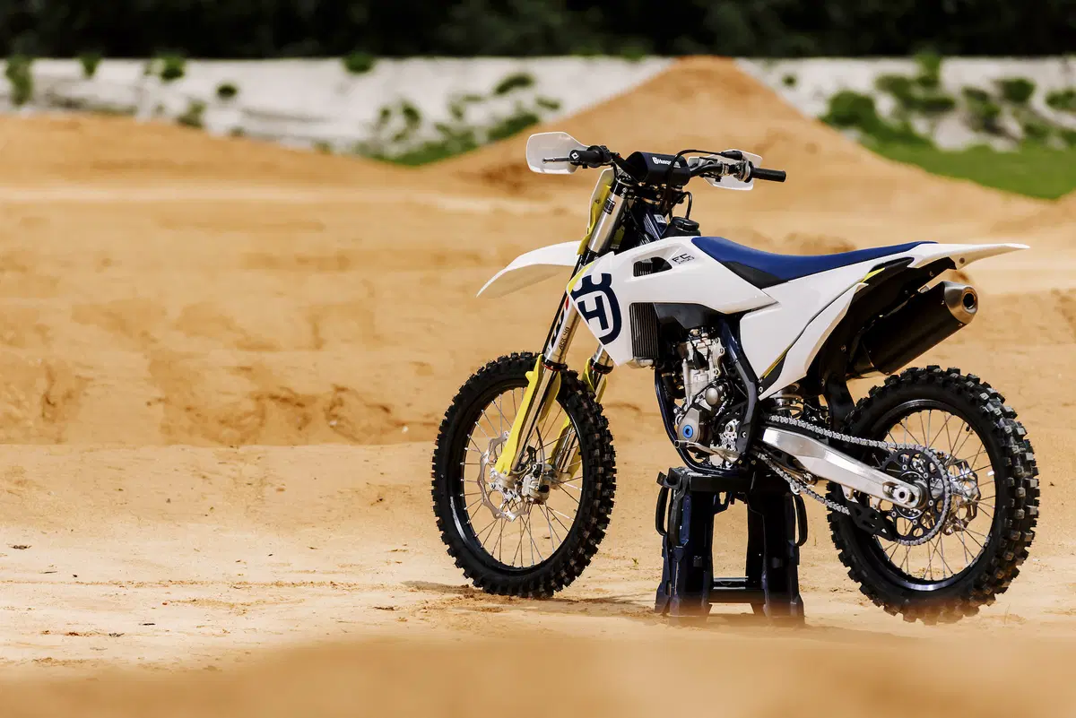 Husqvarna FC e TC 2019. Intelligent Moto (5)