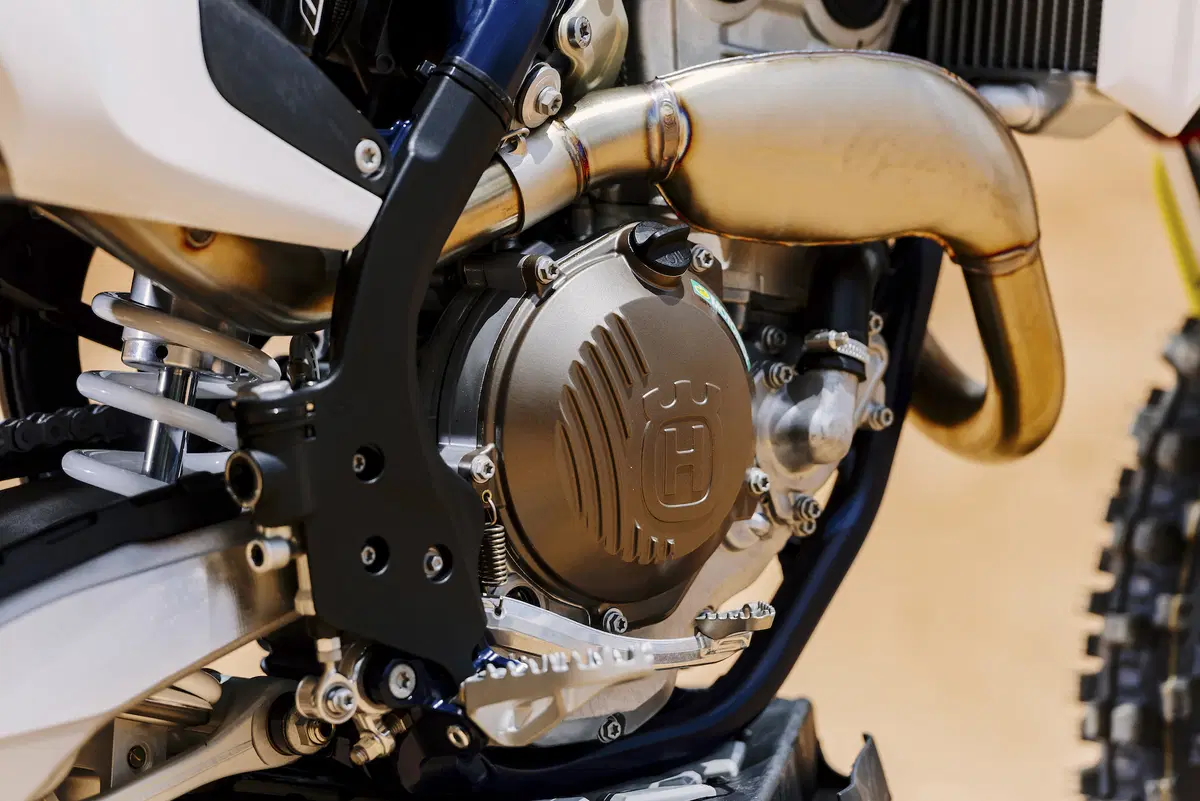 Husqvarna FC e TC 2019. Intelligent Moto (6)