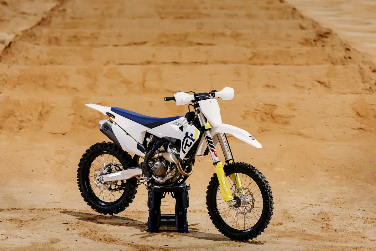 Husqvarna FC e TC 2019. Intelligent Moto (7)