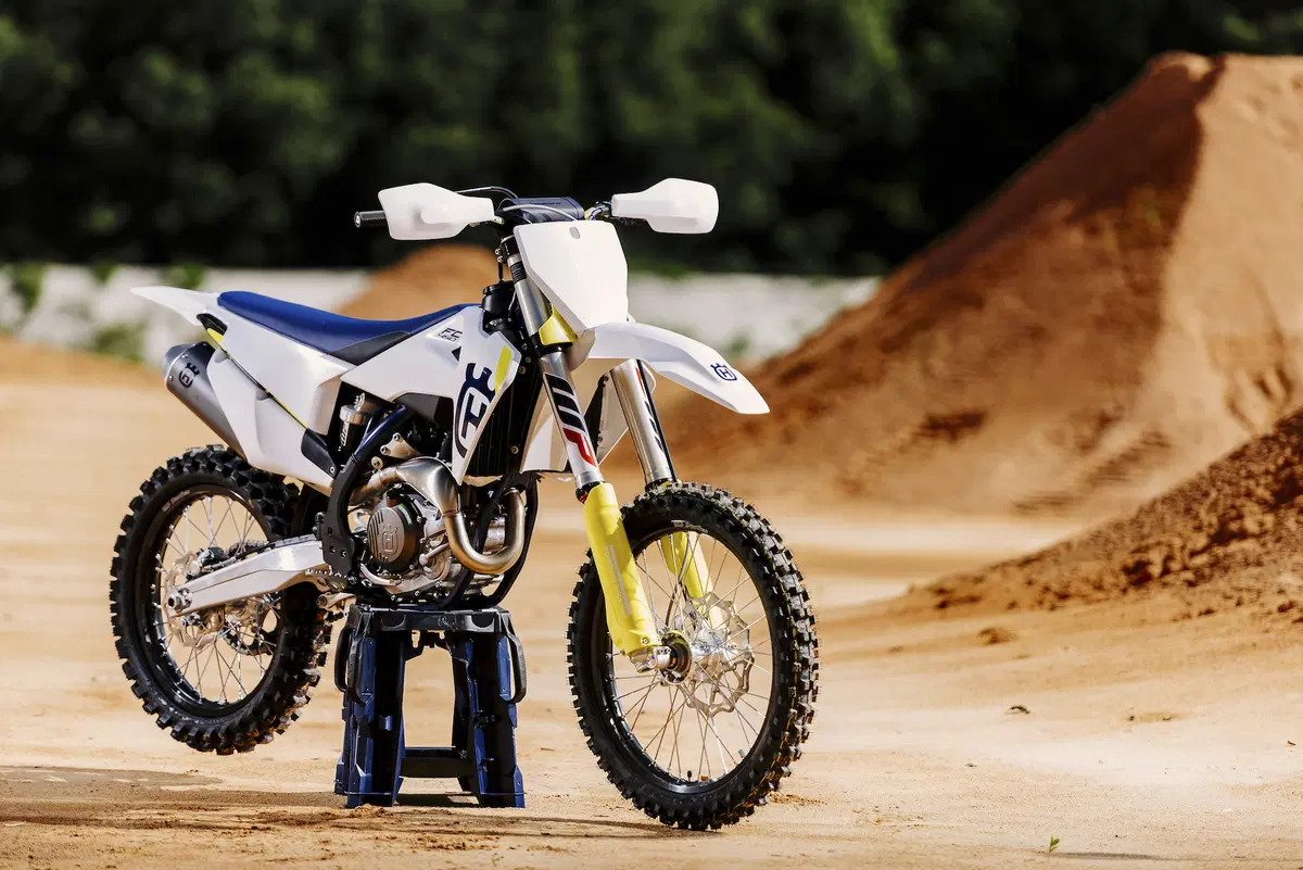 Husqvarna FC e TC 2019. Intelligent Moto (16)