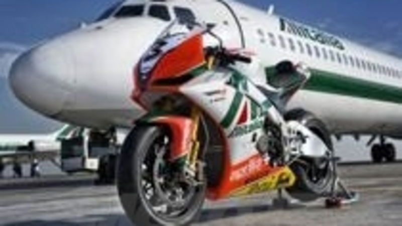 L&#039;Aprilia Alitalia Racing Team affila le armi