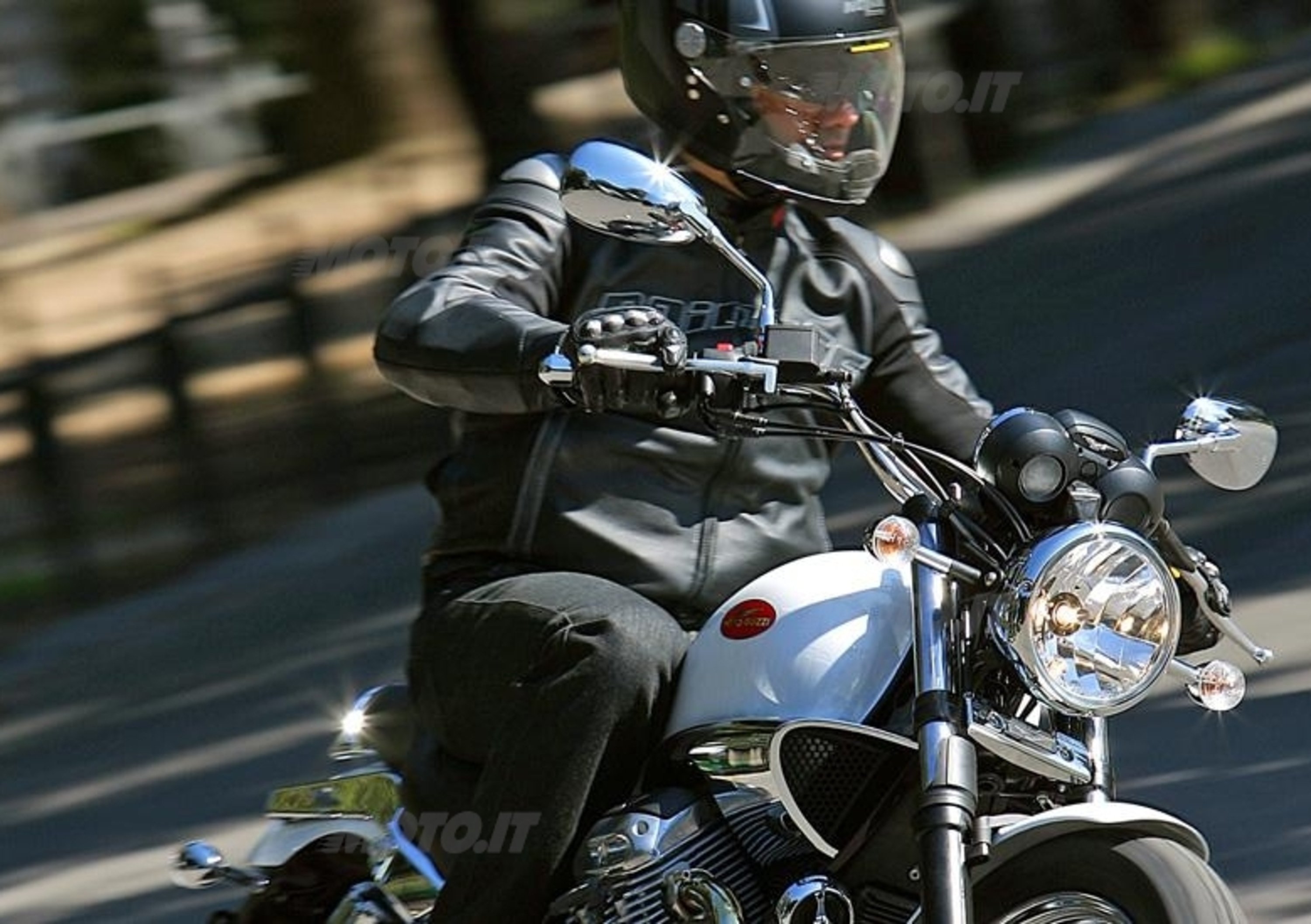 Moto Guzzi Nevada 750 Classic 