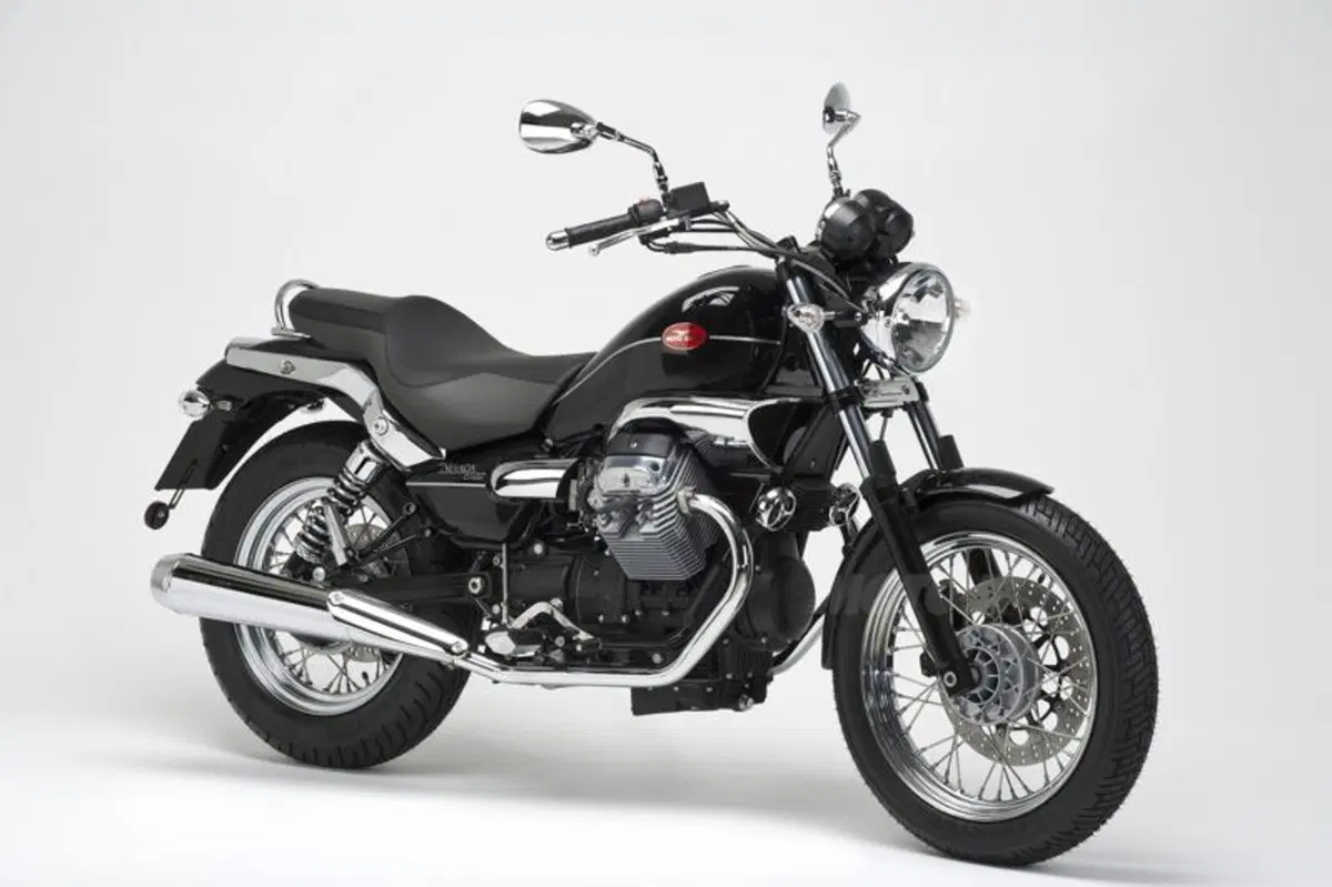 Moto Guzzi Nevada 750 Classic  (12)