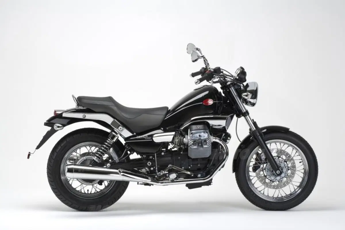 Moto Guzzi Nevada 750 Classic  (13)