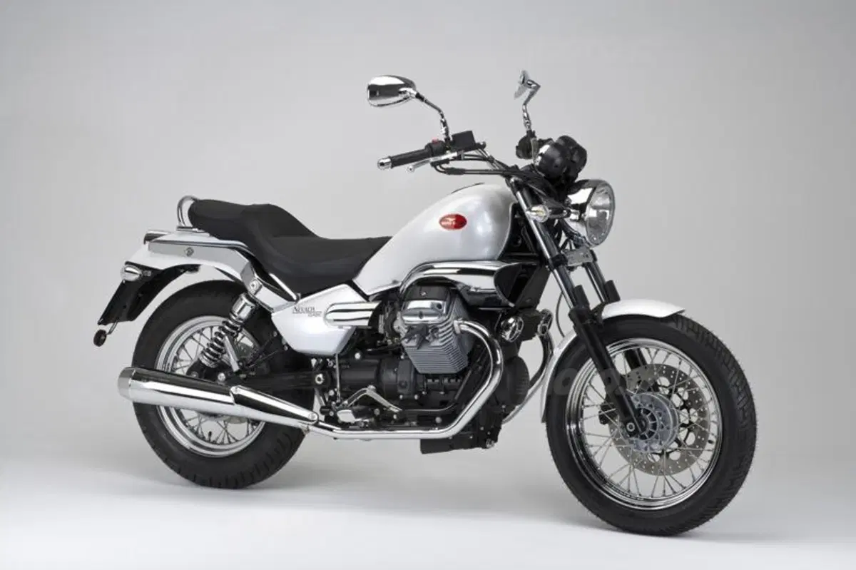 Moto Guzzi Nevada 750 Classic  (14)