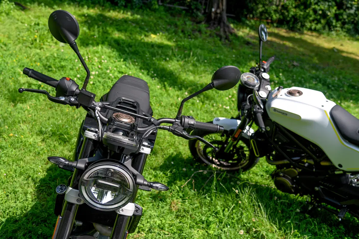 Husqvarna Svartpilen e Vitpilen 401 – Potere ai piccoli (27)