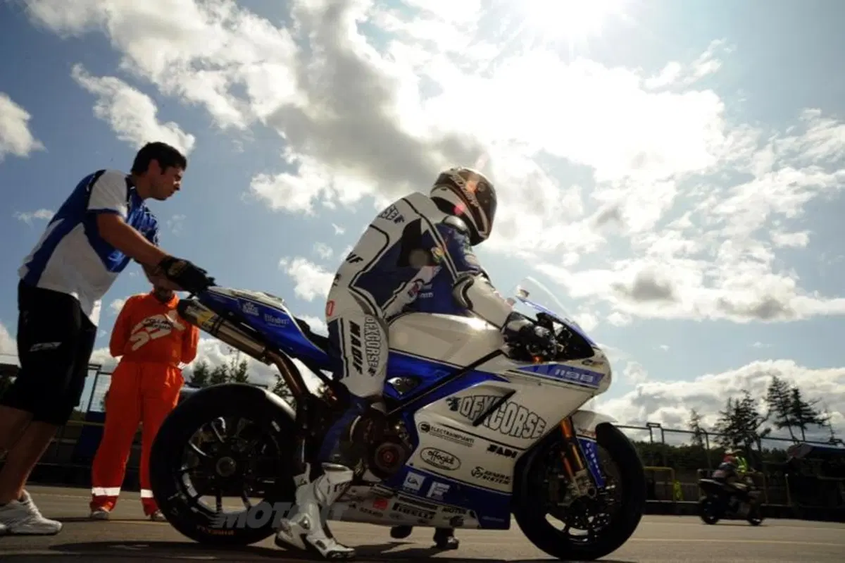 DFX sceglie Lanzi per il Mondiale SBK (2)