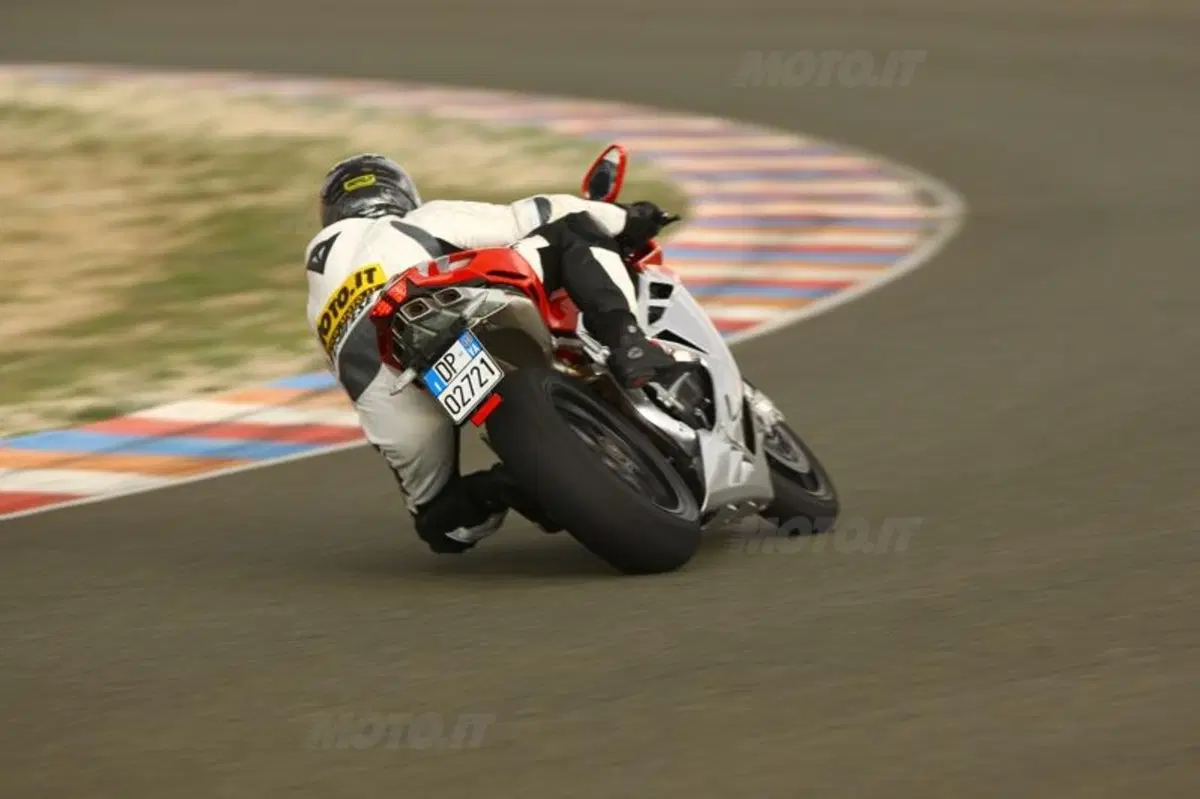 MV Agusta F4  (5)