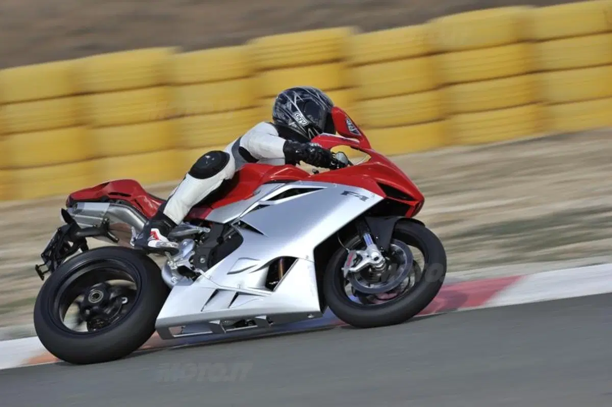 MV Agusta F4  (12)