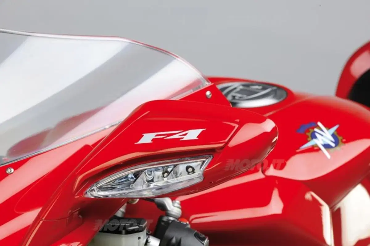 MV Agusta F4  (31)