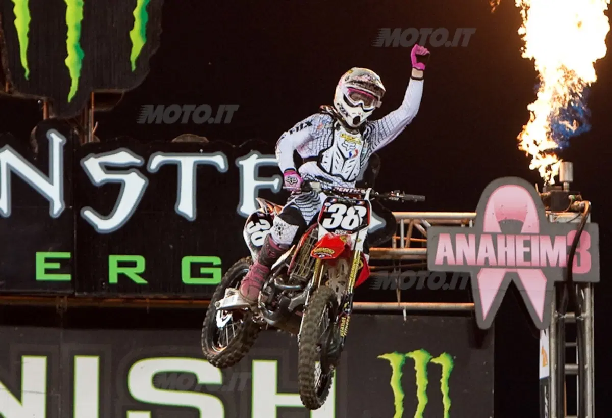 Ryan Villopoto vince il Supercross di Anaheim (4)