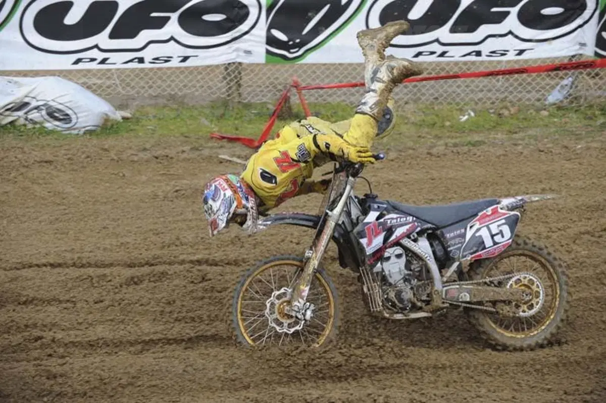 Motocross: numeri da circo! (8)