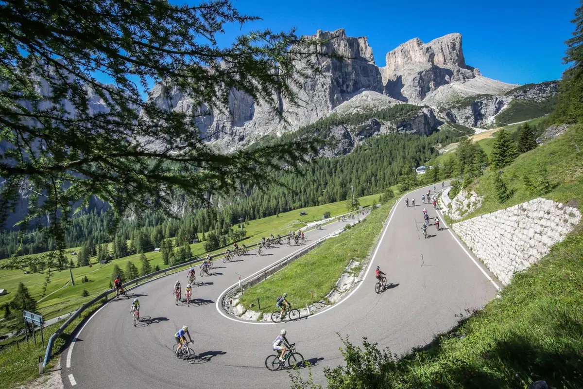 Sellaronda Day: la sfida ai 4 Passi con le eBike Bosch (11)