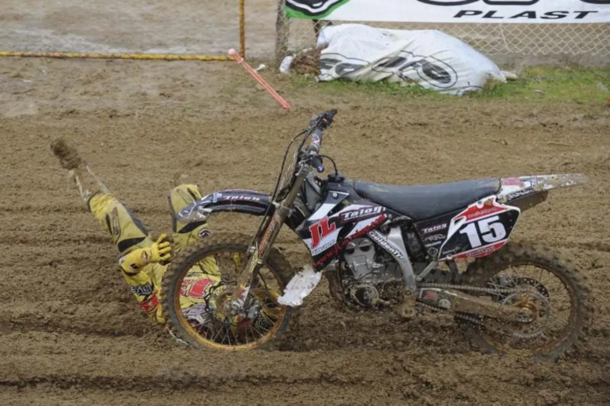 Motocross: numeri da circo! (11)