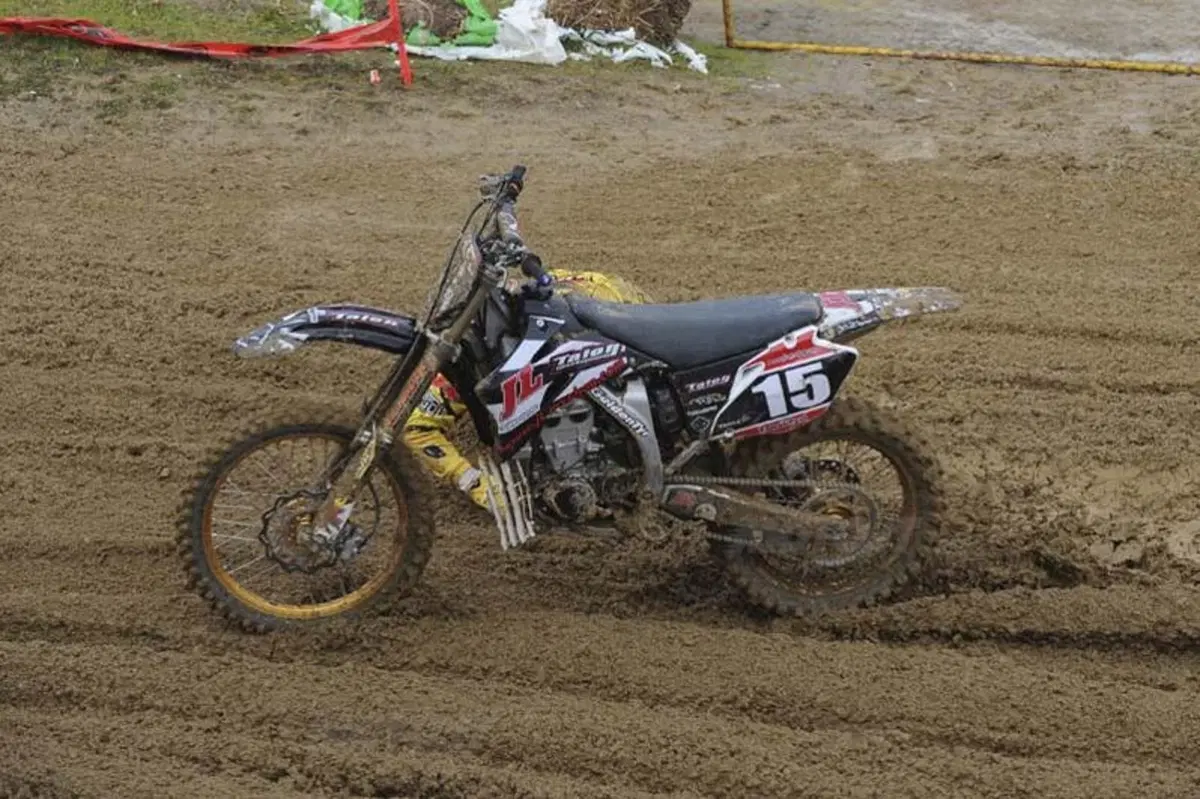 Motocross: numeri da circo! (16)