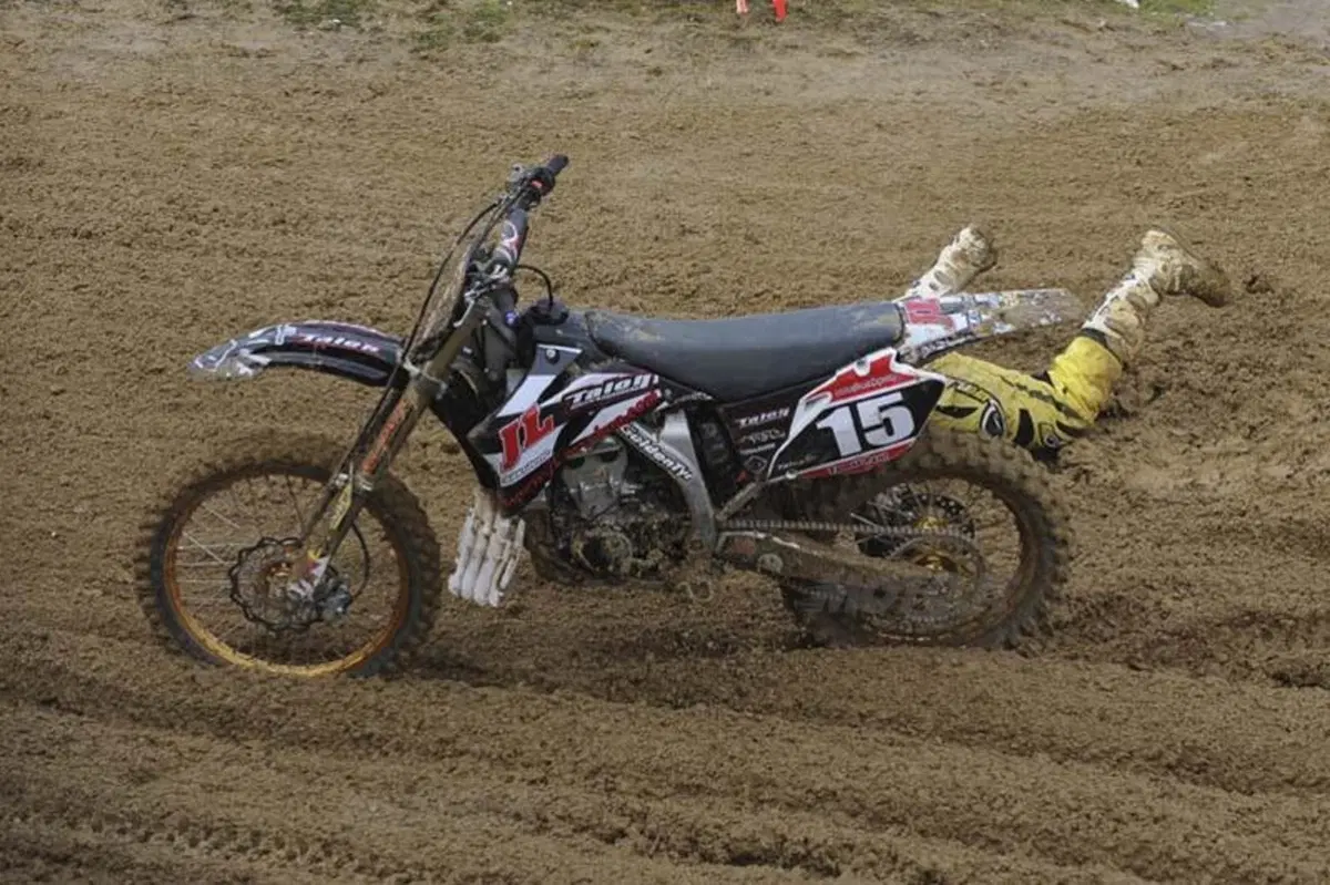 Motocross: numeri da circo! (18)