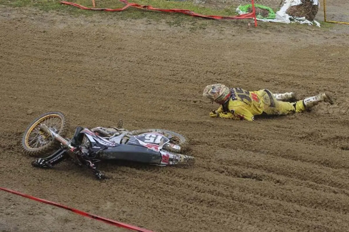 Motocross: numeri da circo! (24)