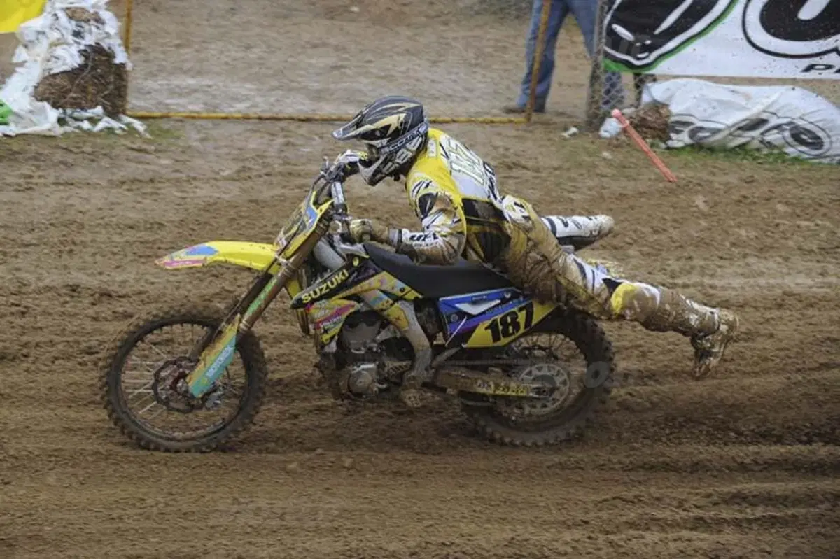 Motocross: numeri da circo! (31)