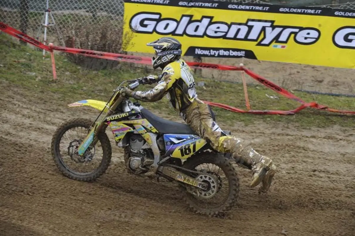 Motocross: numeri da circo! (35)