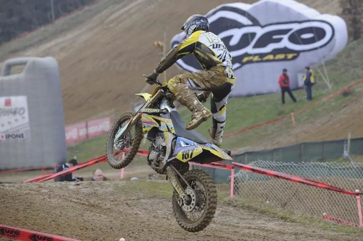 Motocross: numeri da circo! (44)