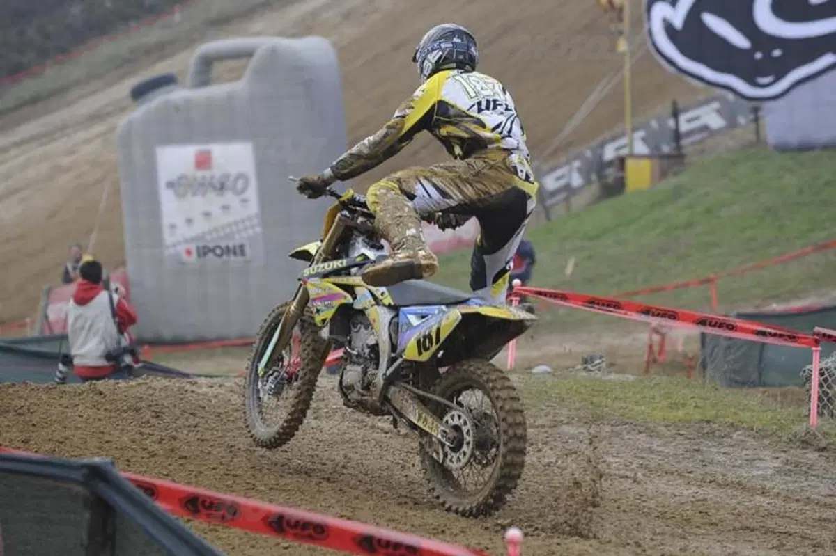 Motocross: numeri da circo! (46)