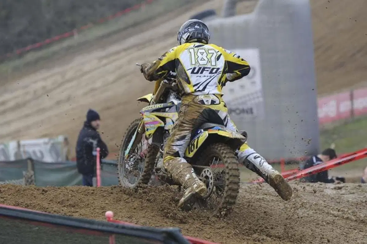 Motocross: numeri da circo! (49)