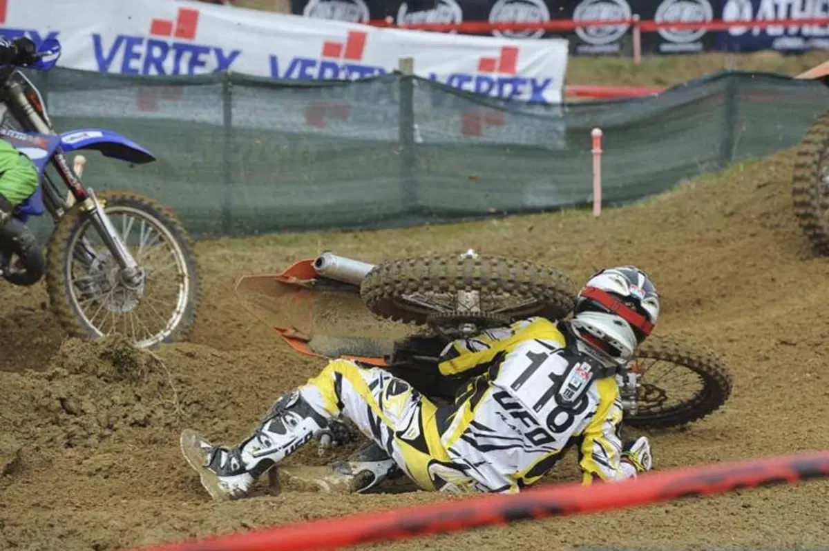 Motocross: numeri da circo! (58)