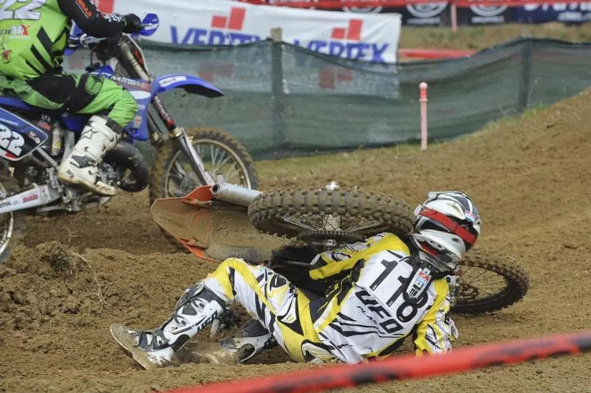 Motocross: numeri da circo! (59)