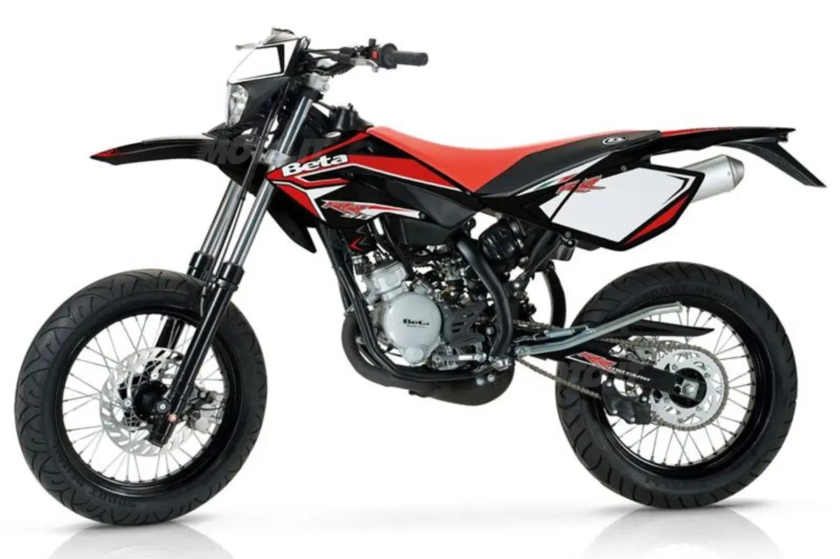 Nuove Beta RR 50 Enduro e Motard (3)