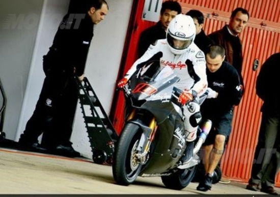 Primo giorno di test a Montmeló 