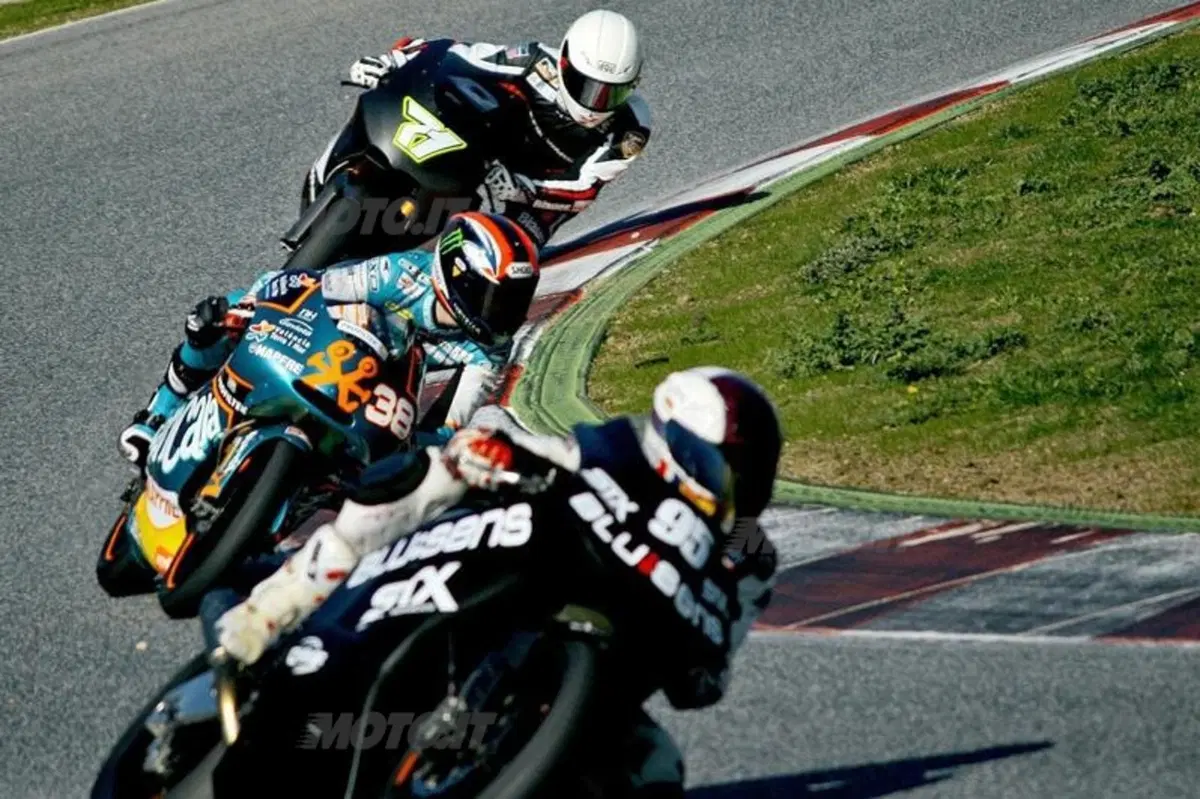 Moto2: prima uscita collettiva  (2)