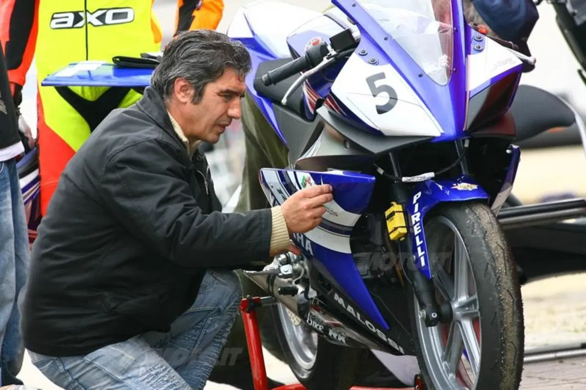 Yamaha R 125 Cup 2010 (2)