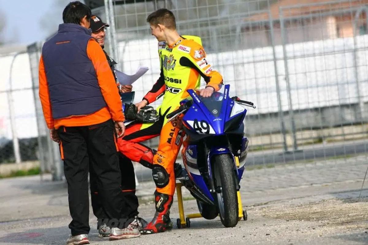 Yamaha R 125 Cup 2010 (3)