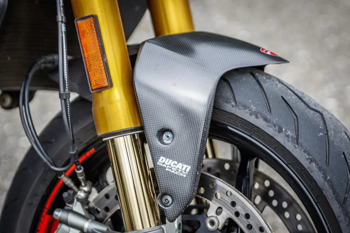 Ducati Monster 1200S v Honda CB1000R v Triumph Speed Triple RS (7)