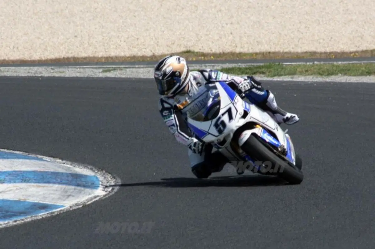 Carlos Checa e la Ducati in testa a Phillip Island (4)