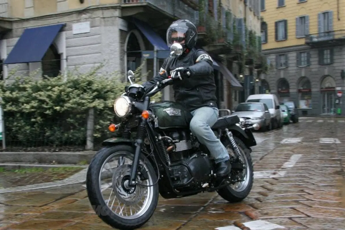 Triumph Scrambler  (5)