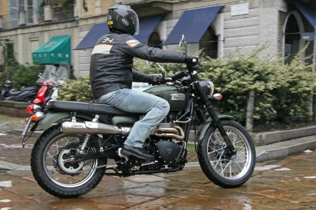 Triumph Scrambler  (6)