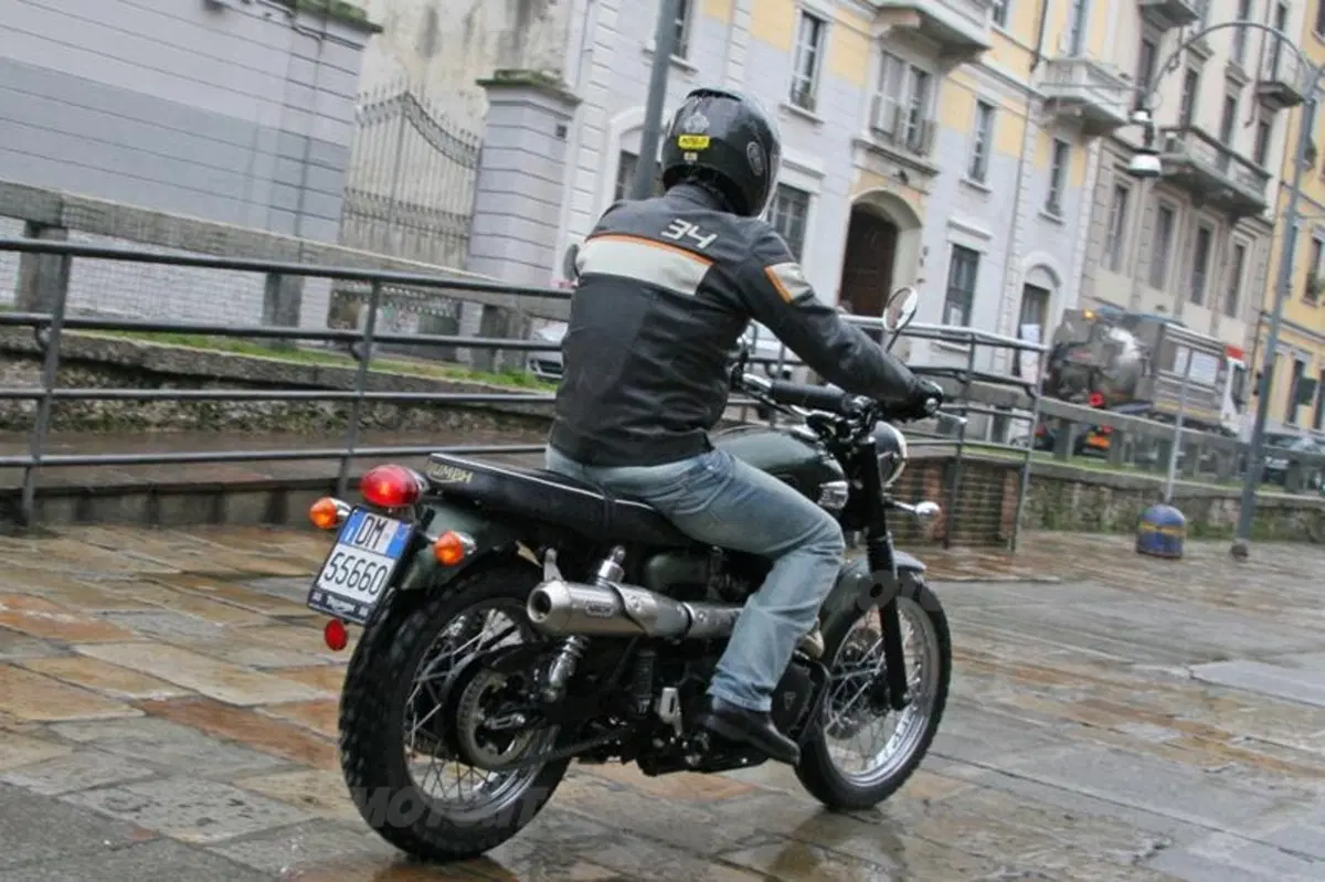 Triumph Scrambler  (9)