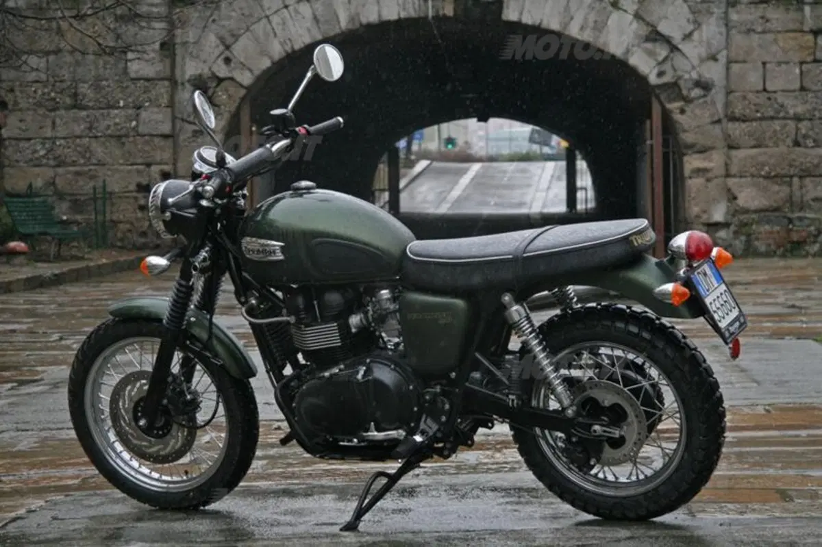 Triumph Scrambler  (12)
