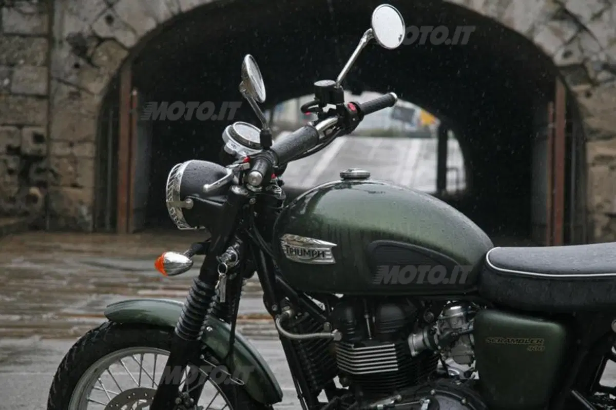Triumph Scrambler  (19)