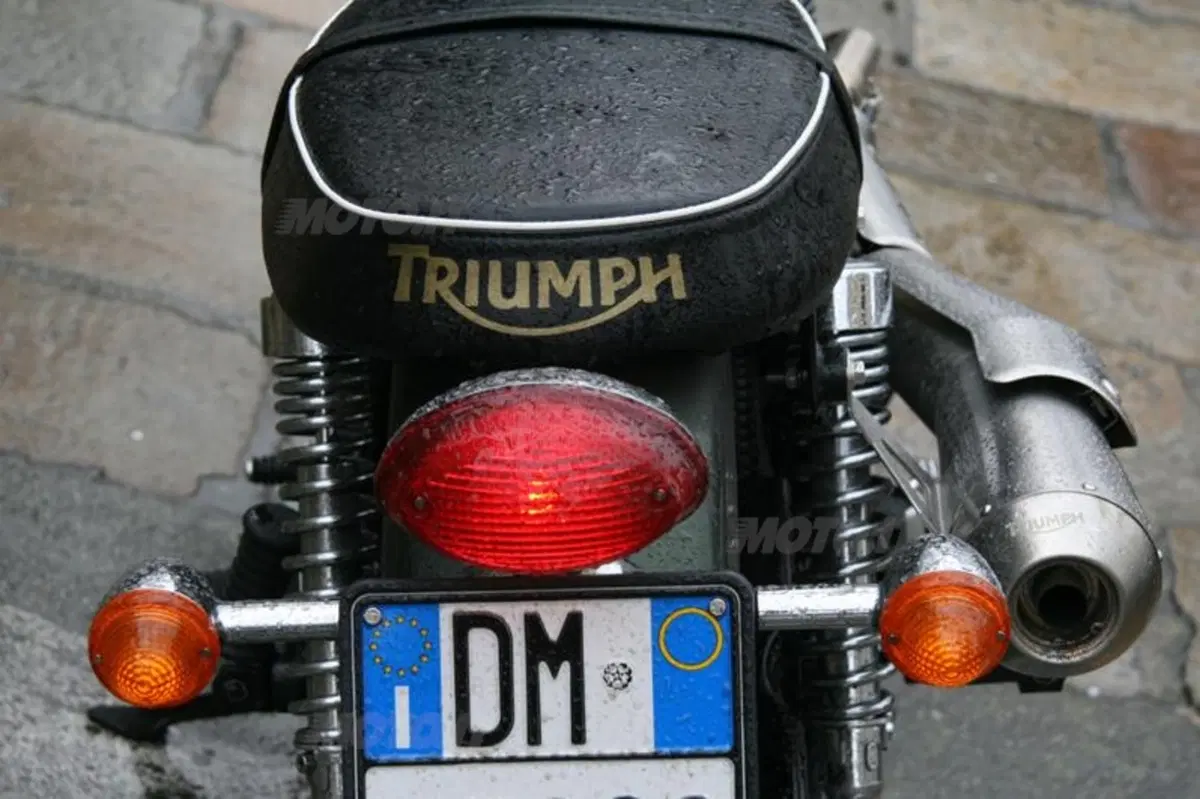Triumph Scrambler  (21)